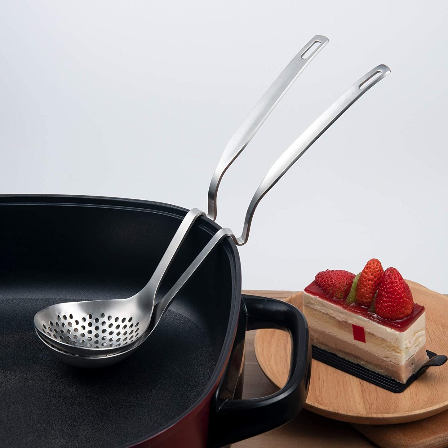 IMEEA Hot Pot Ladle Set 12inch featuring curved handle groove design to secure on pot edge and prevent slipping