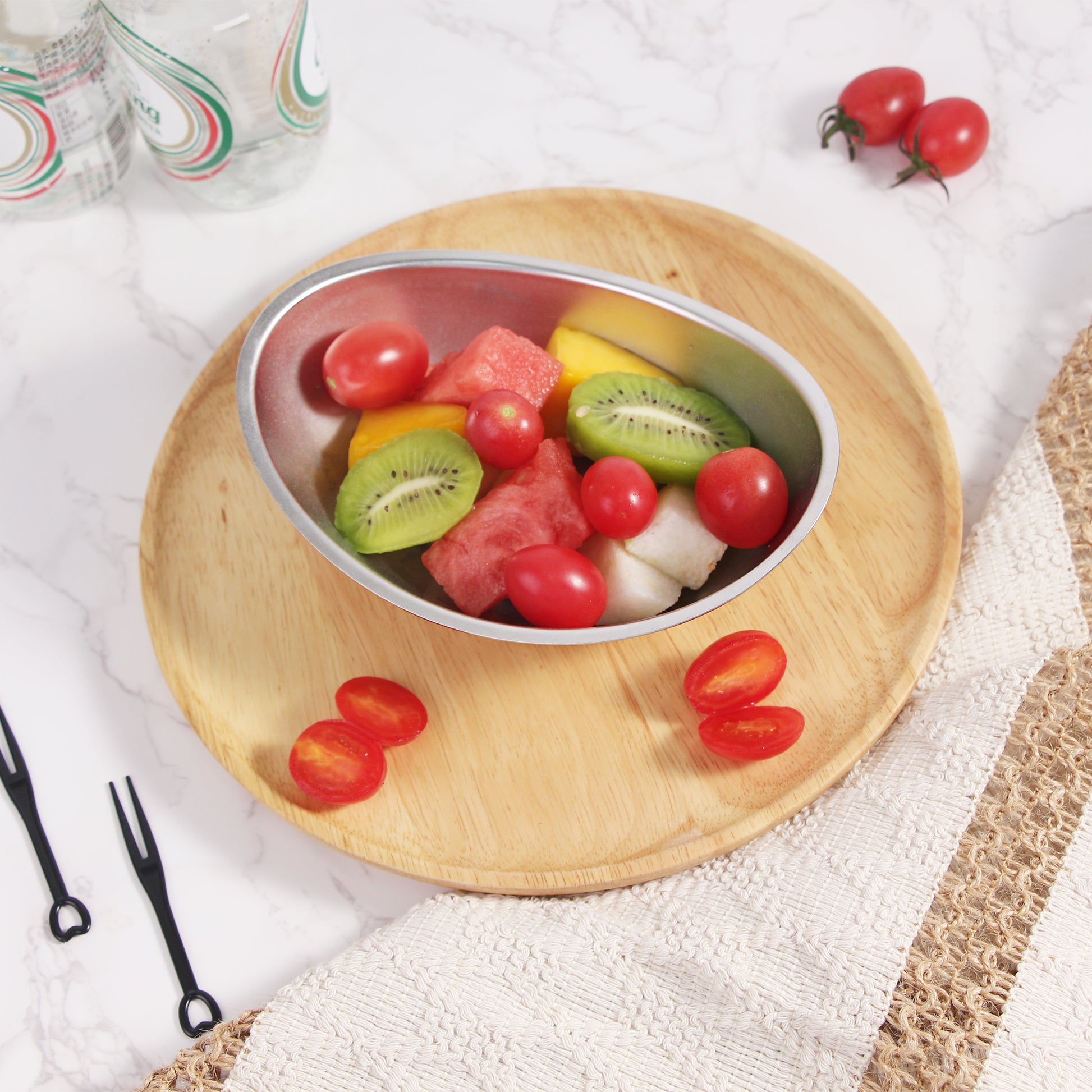 IMEEA Multifunctional SUS304 Stainless Steel Dipping Bowl Oval Serving Bowl Shown from a Side Top View