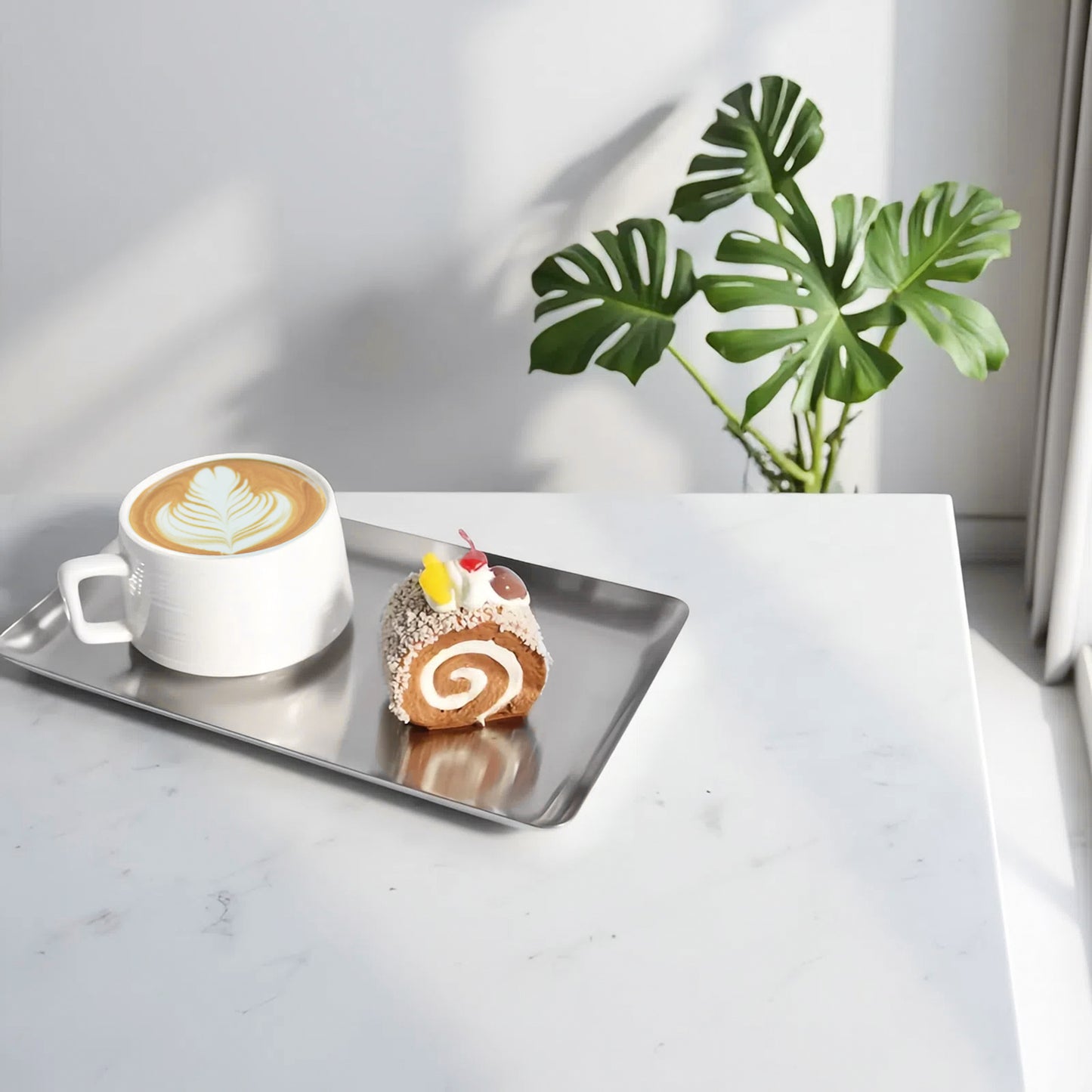 Food-grade stainless steel tray for commercial kitchens and cafés